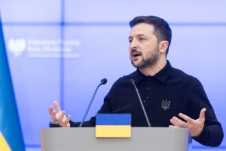 زيلينسكي يدعو لتوسيع المشاورات الأوروبية بعد محادثات فلوريدا