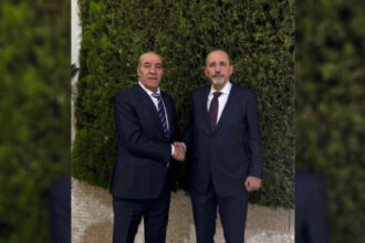 الصفدي يلتقي حسين الشيخ لبحث آخر التطورات الفلسطينية