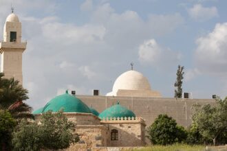 الأغوار الشمالية تُنجز ربط جميع مساجد اللواء بنظام الأذان الموحد