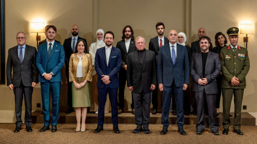 صورة حول : عاجل| الملك يلتقي فريق تنظيم الجناح الأردني في “إكسبو 2025 أوساكا” عاجل| الملك يلتقي فريق تنظيم الجناح الأردني في “إكسبو 2025 أوساكا”