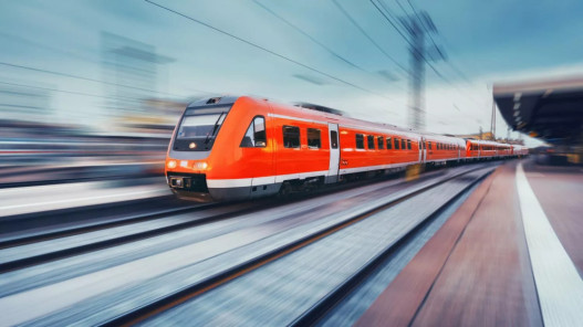 قطار الصحراء السريع: مصر تربط البحرين بخط القرن الـ21