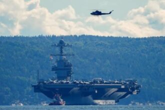 الولايات المتحدة تعزز وجودها العسكري في البحر الكاريبي لزيادة الضغط على فنزويلا