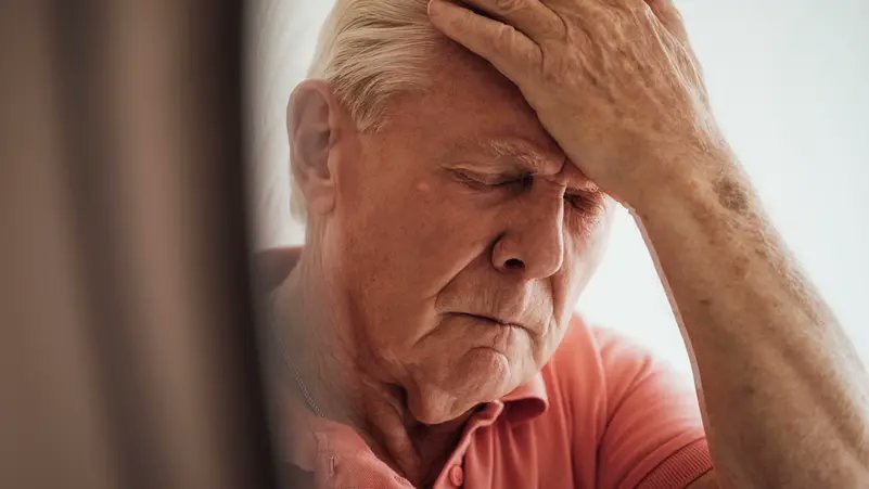 خبير عالمي يحذر: التدهور المعرفي يبدأ في الثلاثينيات ويكشف 6 طرق للوقاية