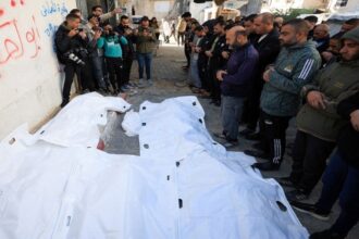 استشهاد فلسطيني وإصابة 9 آخرين بنيران الاحتلال الإسرائيلي في قطاع غزة