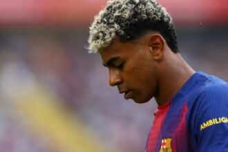 لامين يامال يكشف أسرار شقته القديمة ويعد بمفاجأة منزله الجديد لمتابعيه