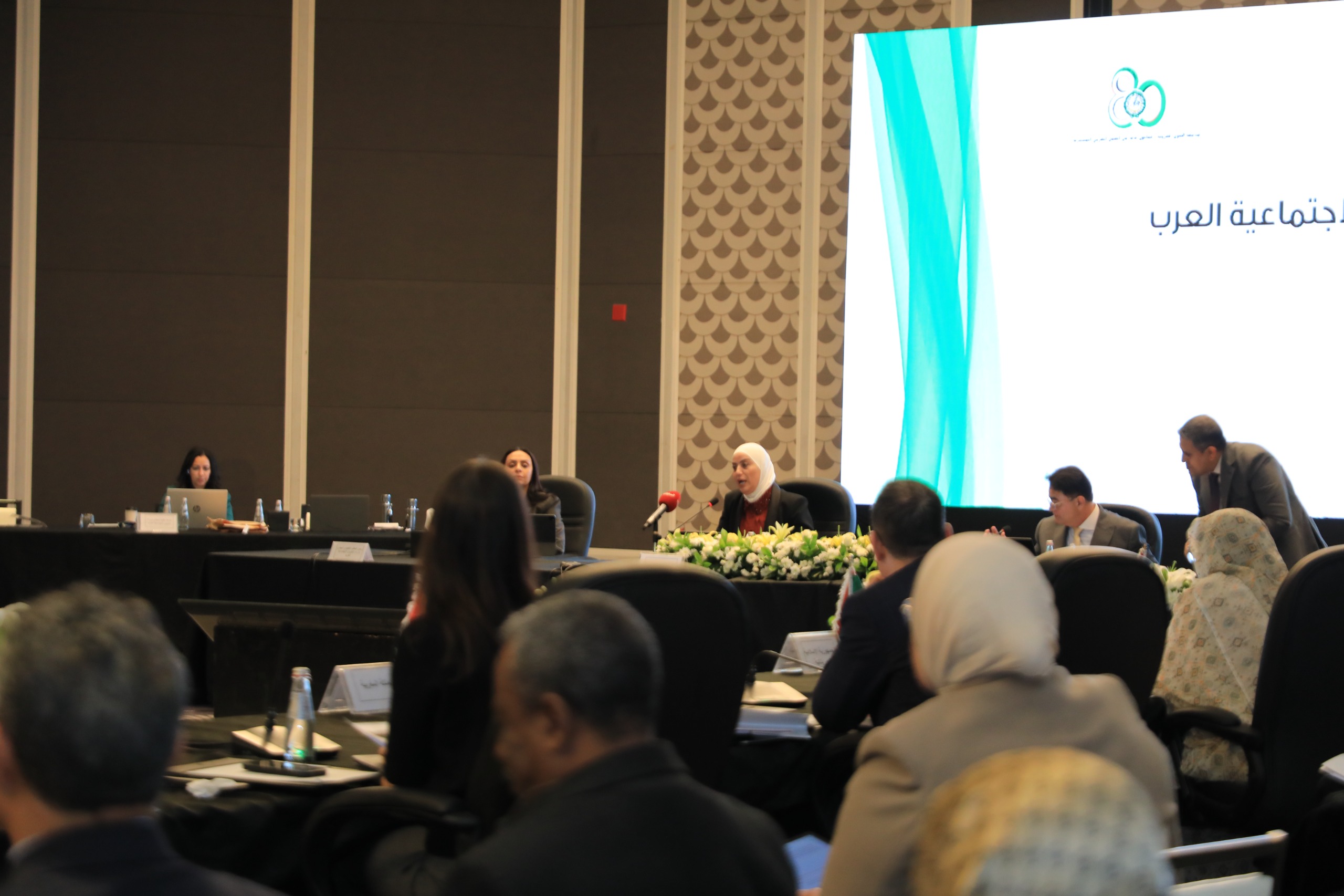 صورة حول : اختتام أعمال الدورة الـ45 لمجلس وزراء الشؤون الاجتماعية العرب في عمّان اختتام أعمال الدورة الـ45 لمجلس وزراء الشؤون الاجتماعية العرب في عمّان