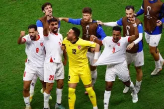 محمد أبو زريق يقود هجوم النشامى أمام المغرب في نهائي كأس العرب