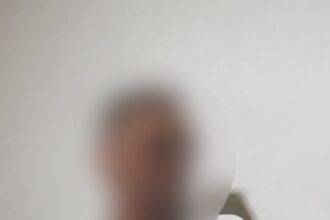 بالفيديو… أب يناشد لإنقاذ طفله: ما في ورق يثبت إني أبوه