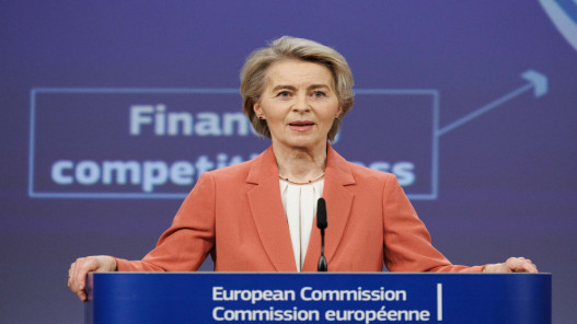 صورة حول : مساعي السلام الأوكرانية: لقاء مرتقب بين زيلنسكي وترامب لتجاوز العقبات الكبرى مساعي السلام الأوكرانية: لقاء مرتقب بين زيلنسكي وترامب لتجاوز العقبات الكبرى