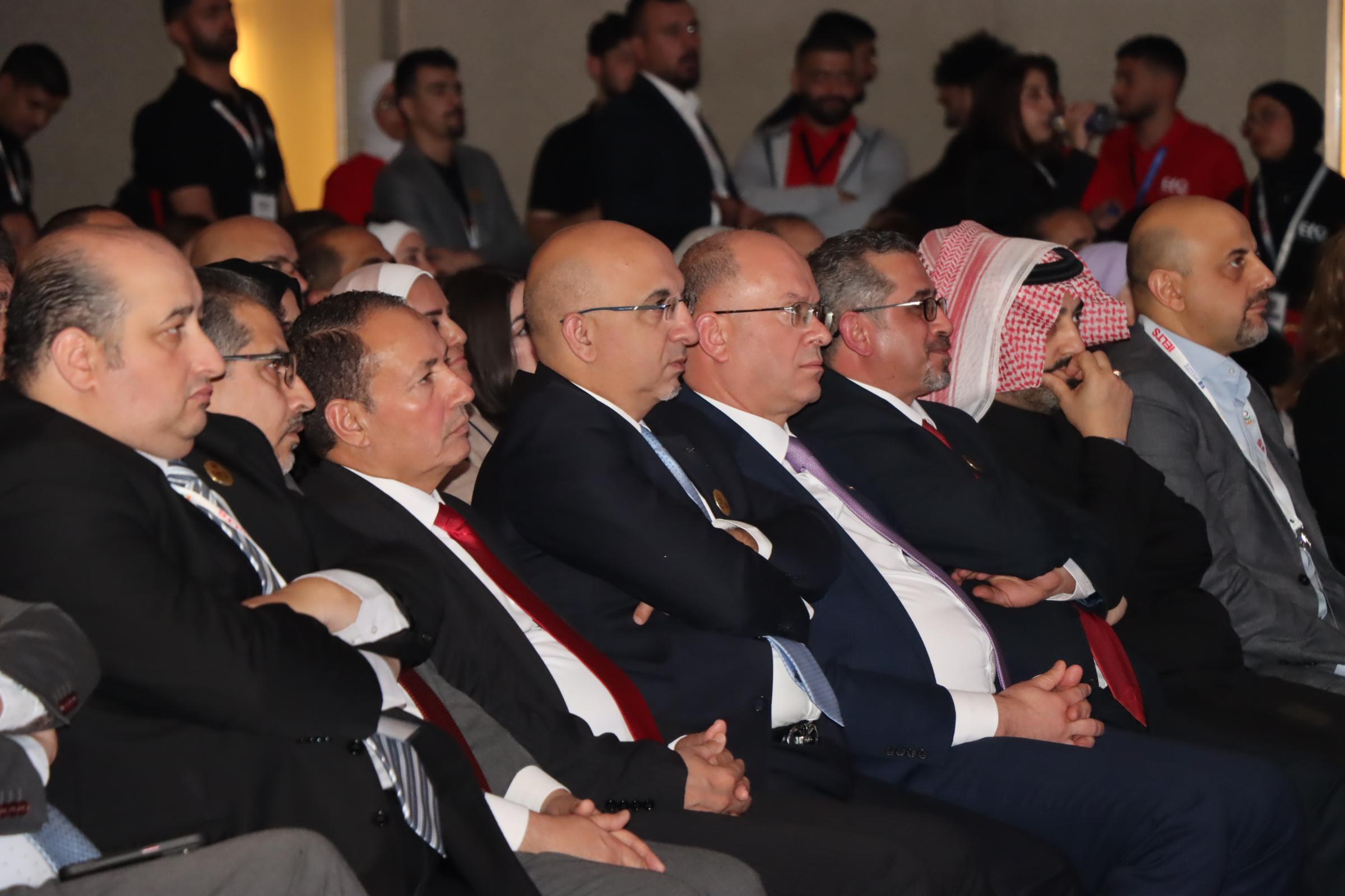 صورة حول : انطلاق أولمبياد اللغة الإنجليزية العالمي للجامعات 2025 في الأردن انطلاق أولمبياد اللغة الإنجليزية العالمي للجامعات 2025 في الأردن