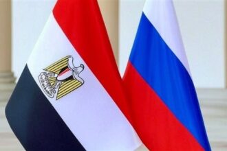 مصر تؤكد رفض فصل الضفة عن غزة وتدين الاستيطان خلال مباحثات مع لافروف