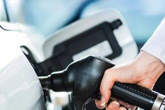 خبير يتوقع تخفيض أسعار الديزل والبنزين 95 في الأردن مع بداية كانون الثاني 2026