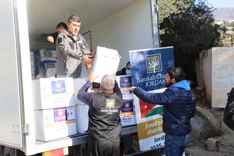 البركة الخيرية السويسرية توزع مساعدات غذائية للأسر العفيفة في راجب بعجلون