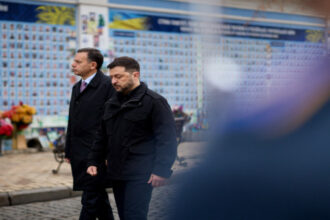 زيلينسكي: واشنطن تقترح مفاوضات مباشرة بين أوكرانيا وروسيا بعد ستة أشهر من الجمود