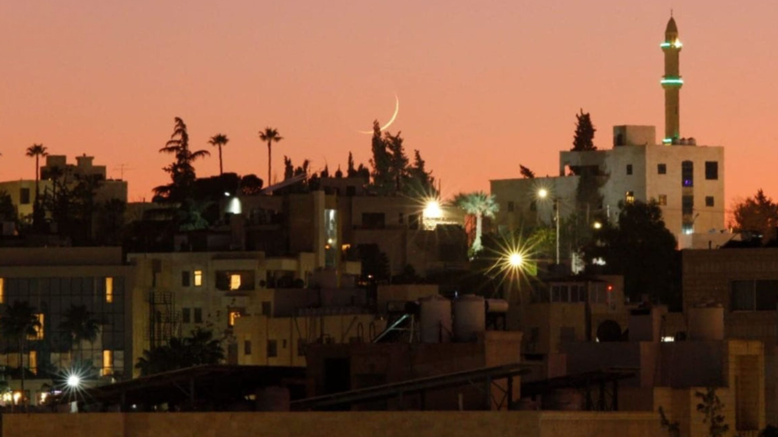 رجب يهل غدًا.. شهر الصيام والفضائل والتاريخ المجيد