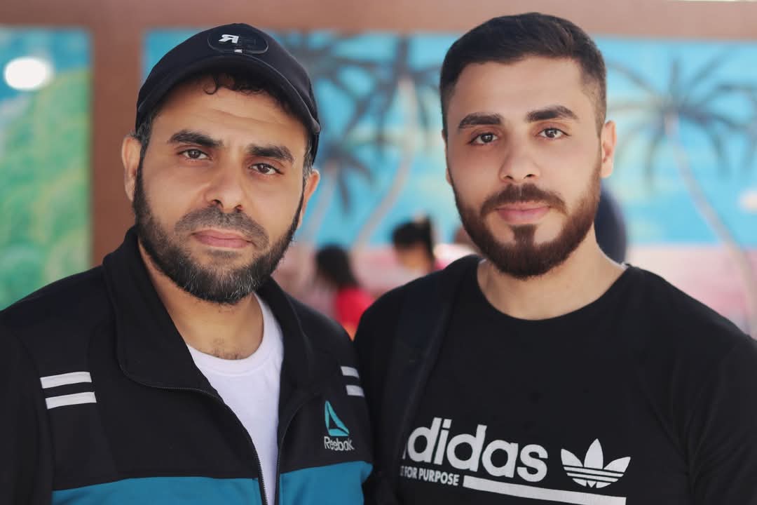 صورة حول : شقيق أبو عبيدة ينعاه بكلمات مؤثرة شقيق أبو عبيدة ينعاه بكلمات مؤثرة