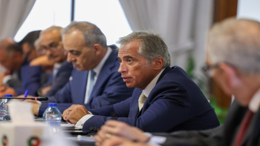 صورة حول : حسان يوجه الجهات المعنية لمعالجة أضرار المنخفض الجوي حسان يوجه الجهات المعنية لمعالجة أضرار المنخفض الجوي