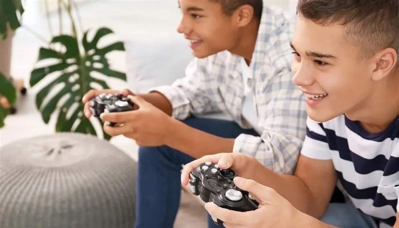 صورة حول : ألعاب الفيديو.. مفتاح الشباب للسعادة وتخفيف الإرهاق ألعاب الفيديو.. مفتاح الشباب للسعادة وتخفيف الإرهاق