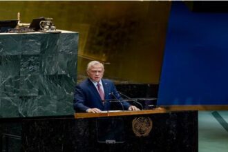 الديوان الملكي ينشر فيديو يوثق الحراك الدبلوماسي الواسع للملك عبدالله الثاني خلال 2025