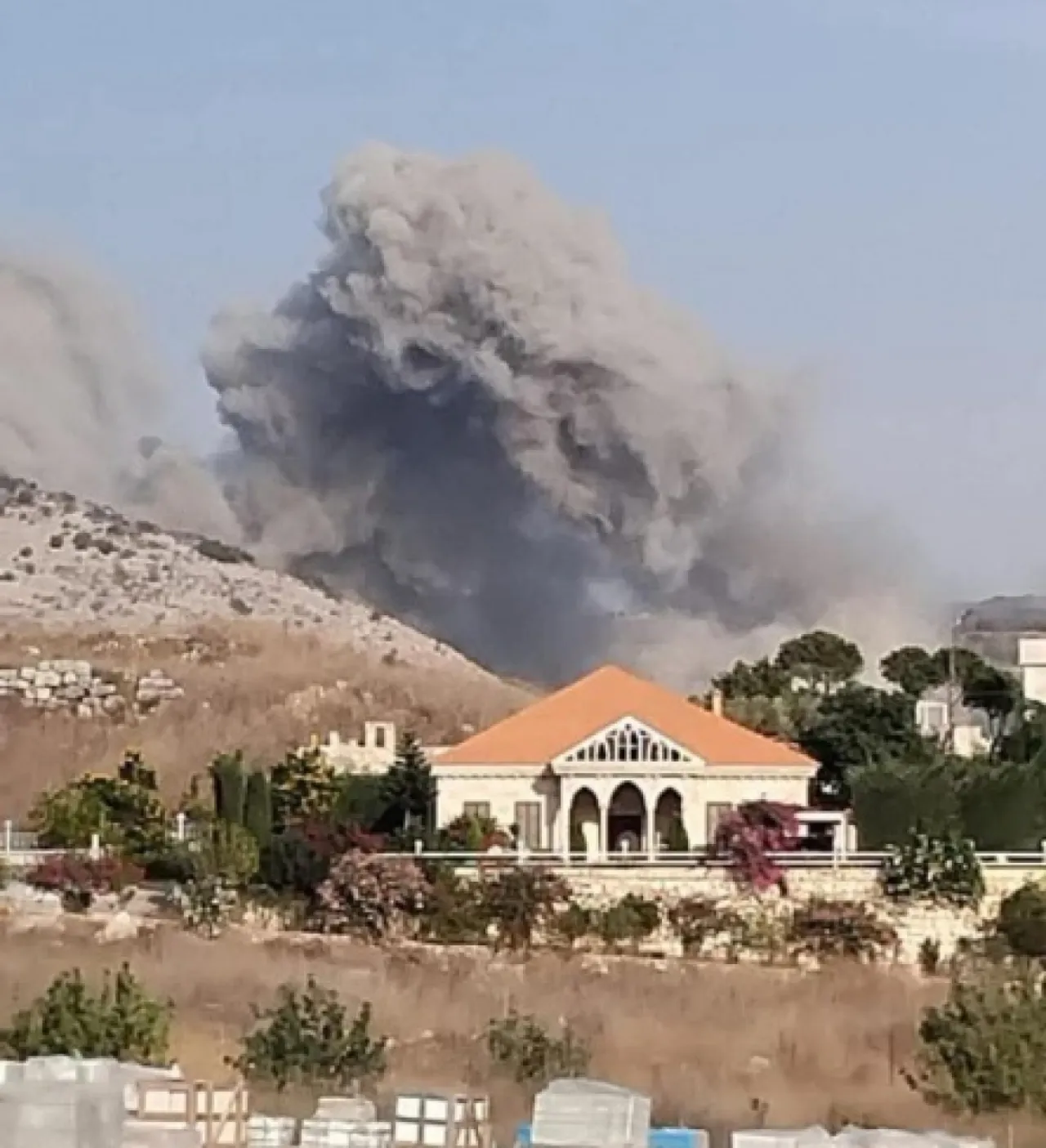 الاحتلال يعلن اغتيال عنصر من فيلق القدس بغارة في البقاع اللبناني