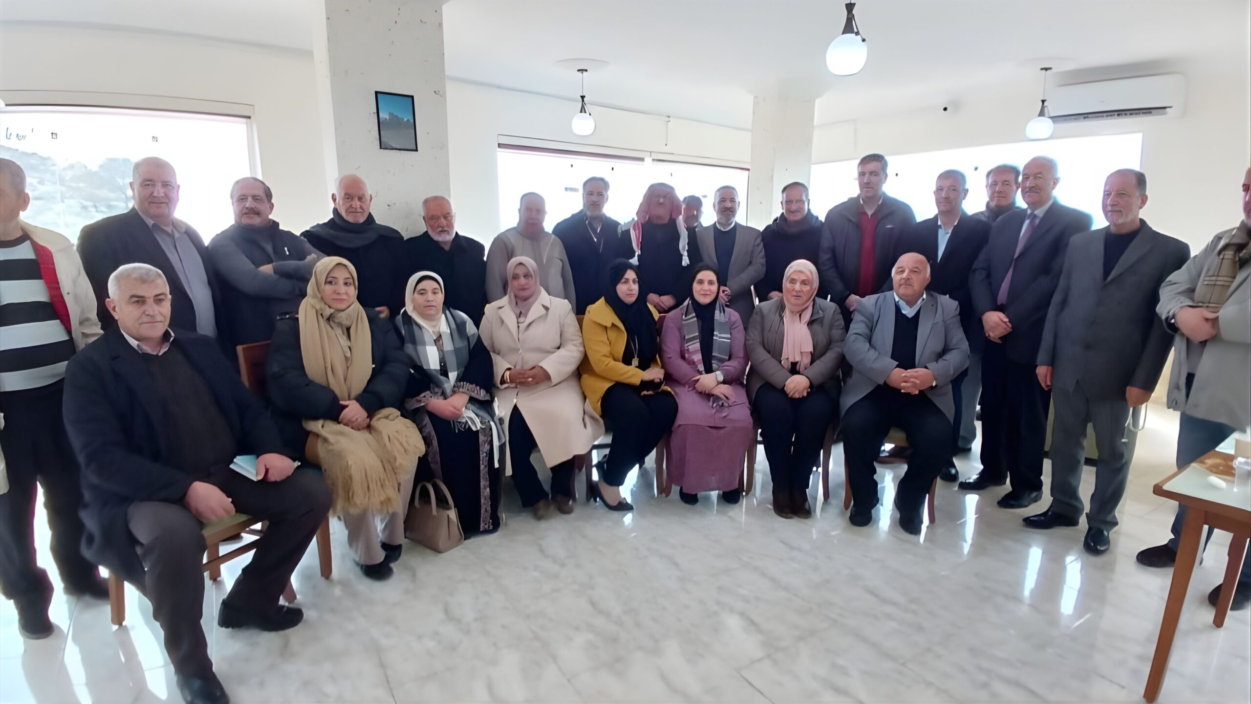 صورة حول : تعاونية شجرة الزيتون بأم قيس تعقد لقاء تعريفياً بخططها للنهوض بقطاع الزيتون في لواء بني كنانة تعاونية شجرة الزيتون بأم قيس تعقد لقاء تعريفياً بخططها للنهوض بقطاع الزيتون في لواء بني كنانة