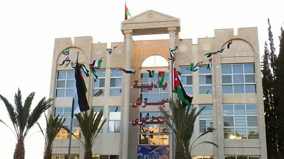 بلدية جرش الكبرى تتعامل مع الملاحظات خلال الأحوال الجوية الطارئة