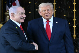 ترامب ونتنياهو يجتمعان في مارالاغو لمناقشة المرحلة الثانية من خطة غزة
