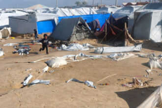 وزراء خارجية 10 دول يدعون للإنقاذ العاجل في غزة: الوضع الإنساني كارثي