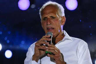 فوز نصري عصفورة برئاسة هندوراس