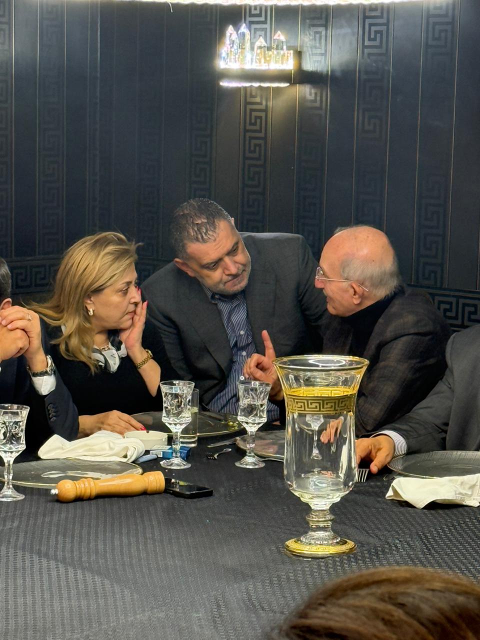 البطاينة يكرّم الصفدي بحضور كبار المسؤولين الأردنيين "صور"