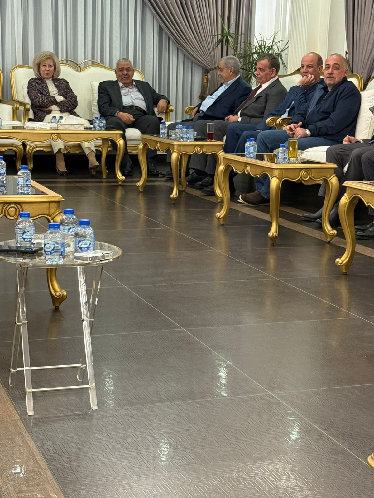 البطاينة يكرّم الصفدي بحضور كبار المسؤولين الأردنيين "صور"