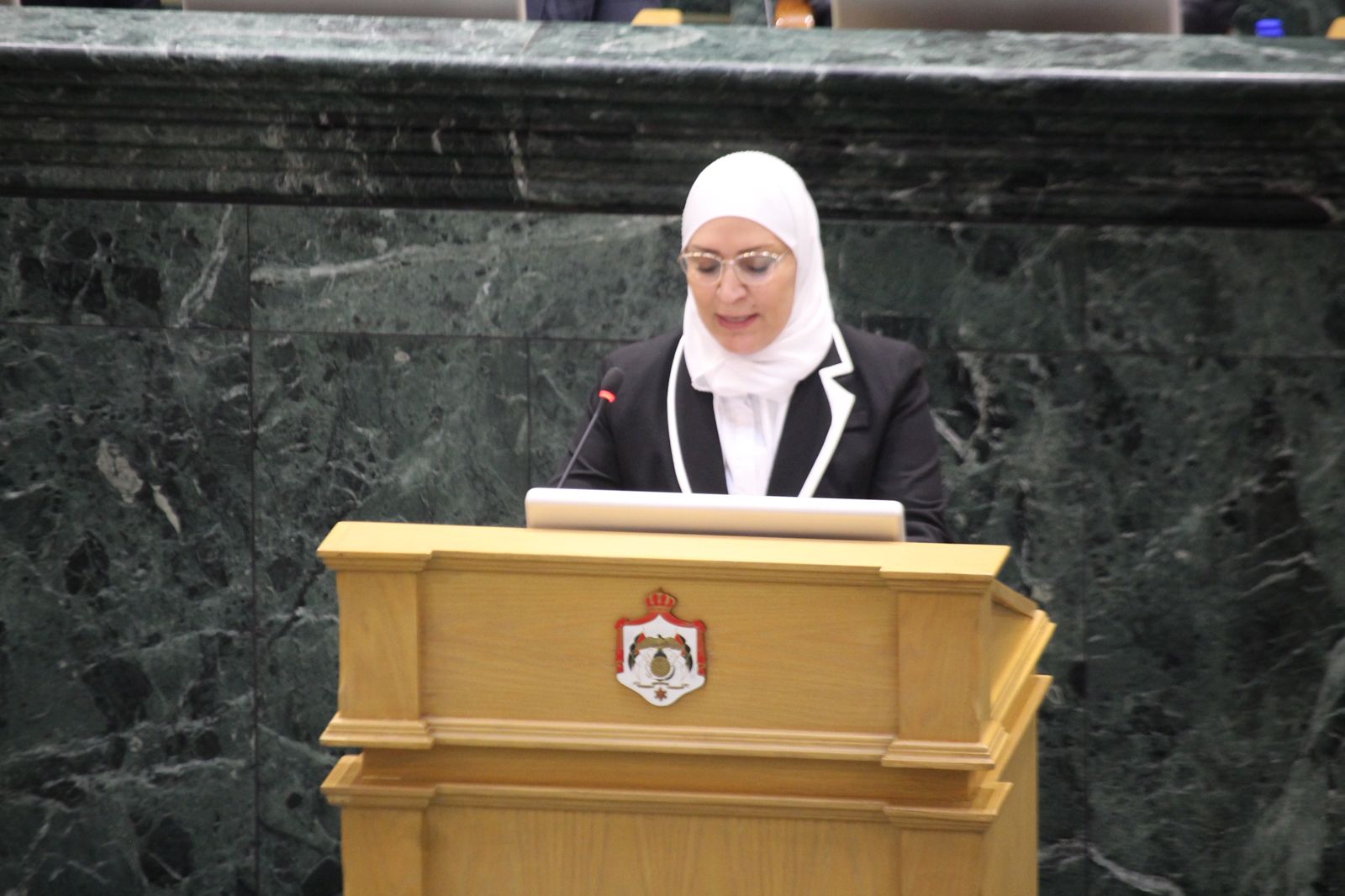 النائب هالة الجراح تدعو لتعزيز الخطاب الوطني الموحد