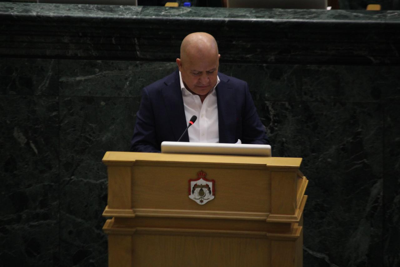 صورة حول : النائب عبدالرحمن العوايشة تحت قبة البرلمان: خطر على بالي قصة النائب عبدالرحمن العوايشة تحت قبة البرلمان: خطر على بالي قصة