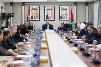 الإعلام النيابية تلتقي لجنة الكرامة للمحاربين القدامى