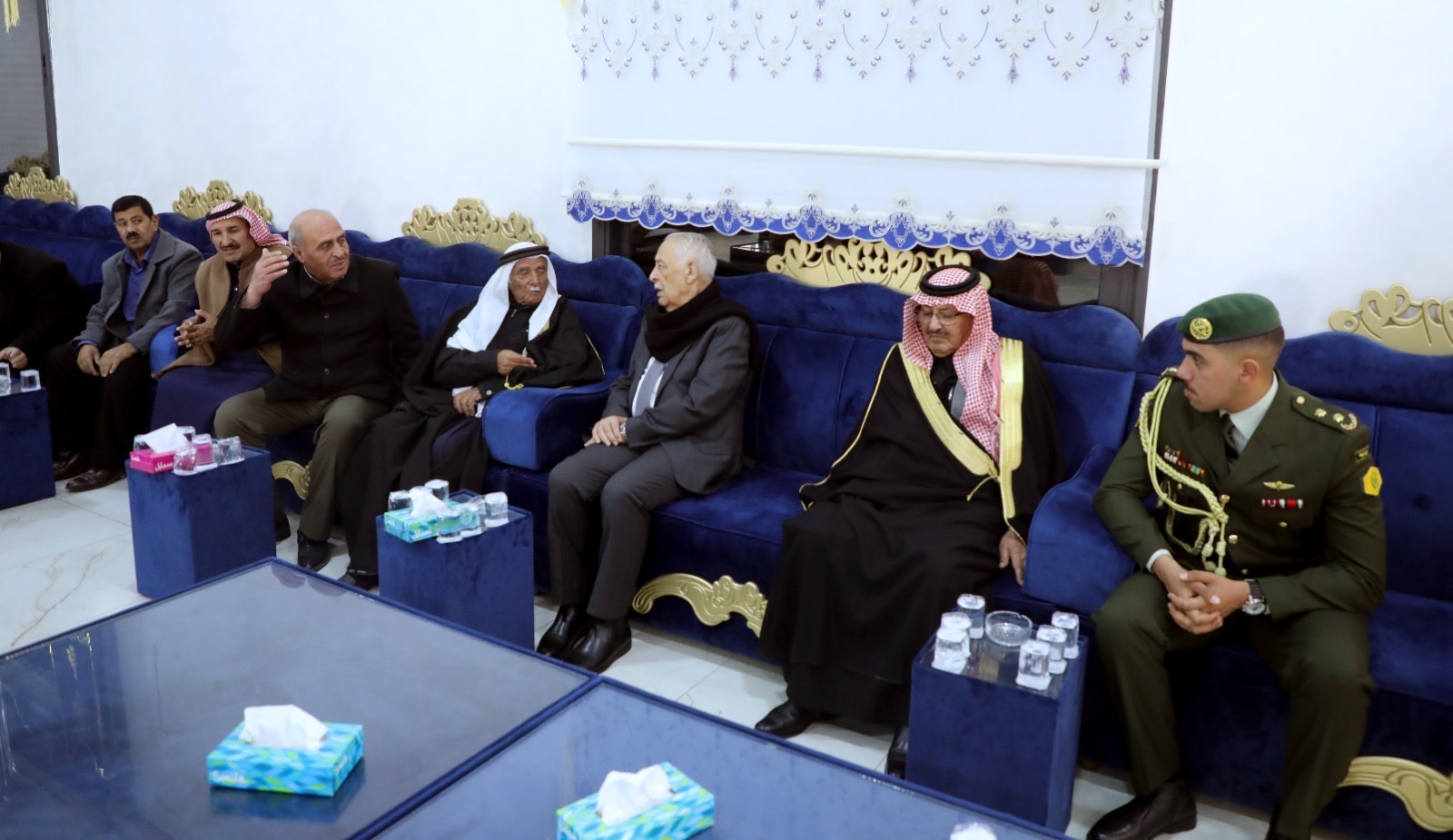 *مندوبا عن الملك وولي العهد.. العيسوي يعزي الخريشا وعبيدات*