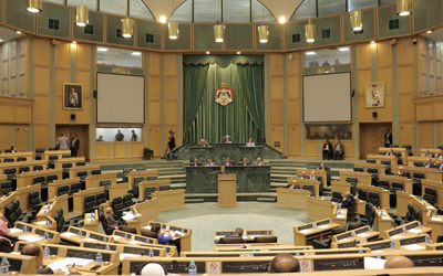 حسان يشكر الأعيان على ملاحظاتهم في الموازنة