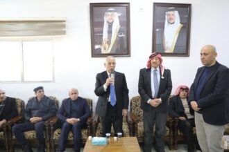 *مندوبا عن الملك وولي العهد. العيسوي يعزي العضايلة والعجارمة والخياط*