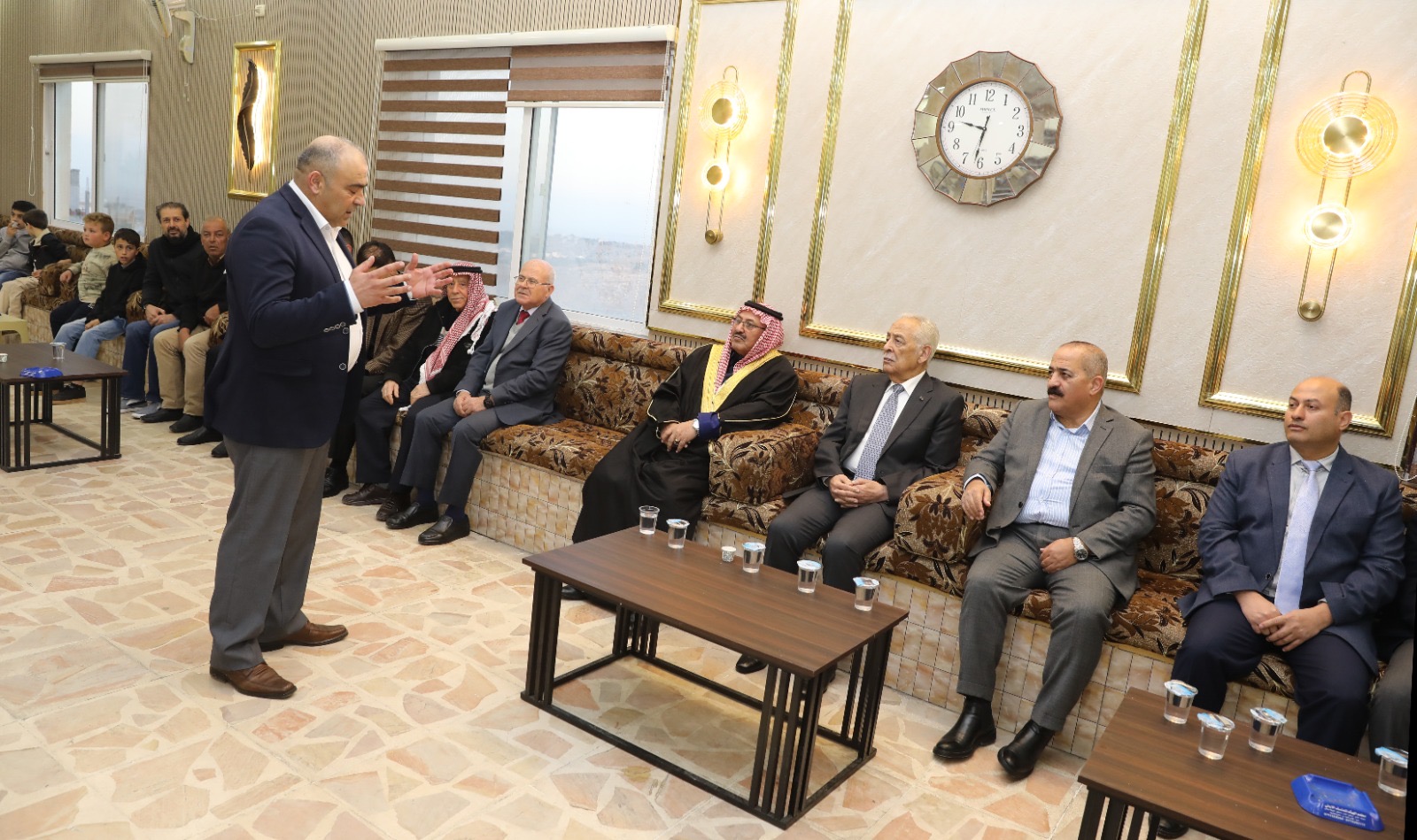 *مندوبا عن الملك وولي العهد.. العيسوي يعزي النابلسي والجوارنة والزغول والطراونة*