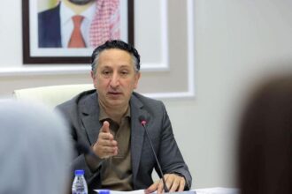 أبو رمان يشيد بمبادرة الملكية الأردنية ويدعو لعطلة أو تقصير دوام الخميس