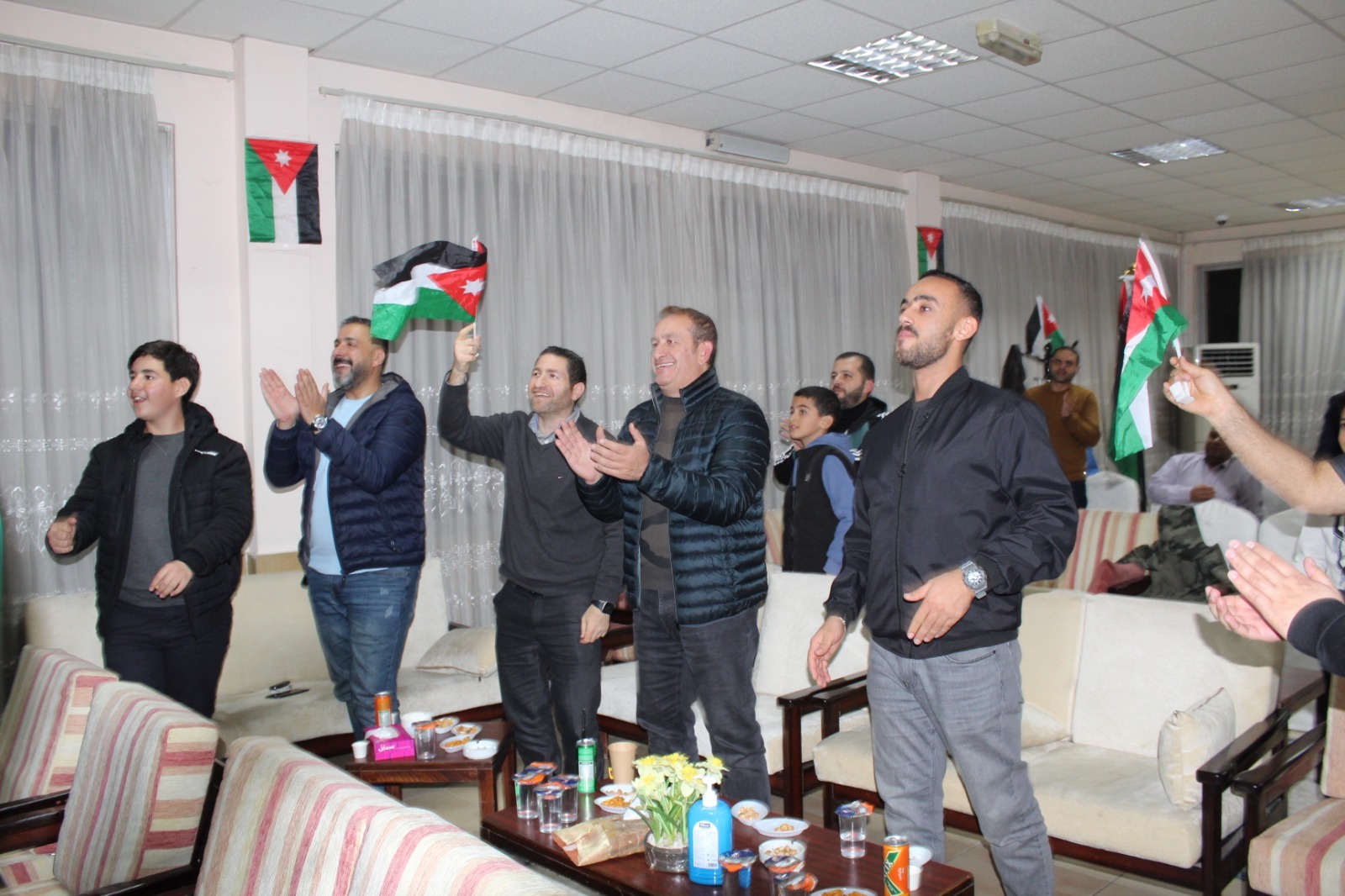 جامعة البترا تحتفي بتأهل "النشامى" التاريخي لنهائي كأس العرب