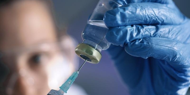 روسيا تبدأ التجارب السريرية للقاح "إنتروميكس"