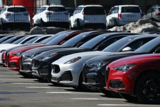  مبيعات السيارات الأوروبية ترتفع بدعم تسجيلات الكهرباء