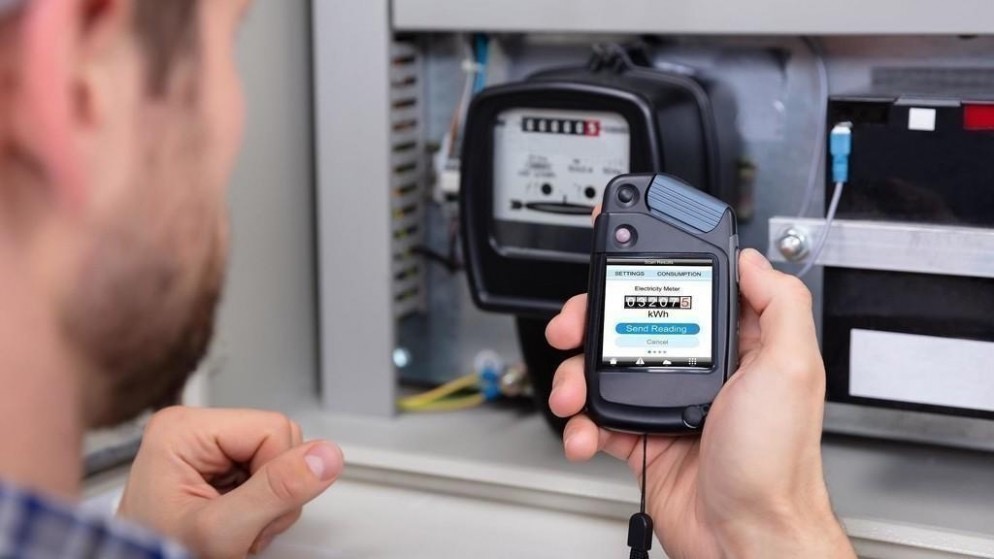 عاجل | الطاقة تحسم الجدل حول أسباب ارتفاع فواتير الكهرباء بالأردن