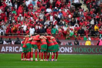 رسمياً… الكاف يعلن أطقم تحكيم مباراتي ربع نهائي كأس إفريقيا