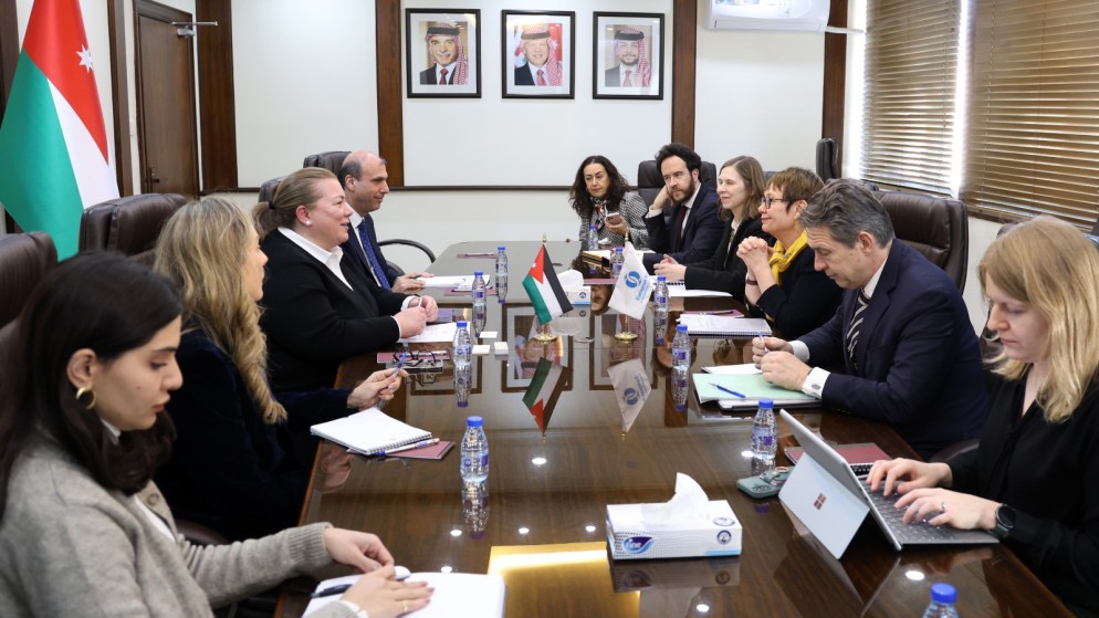 طوقان تبحث مع البنك الأوروبي للإعمار والتنمية تعزيز المشاريع التنموية في الأردن