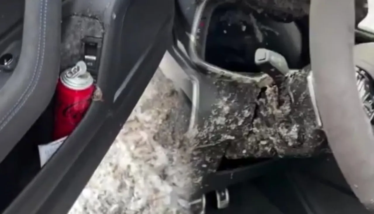 انفجار علبة كوكاكولا داخل سيارة في تركيا لهذا السبب