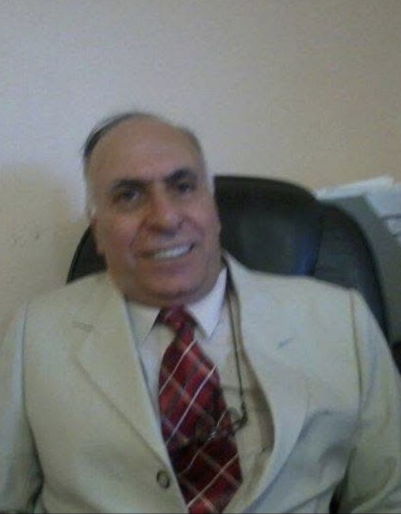 صورة حول : نعي رجلٍ نبيل ، أنا عليه جِدُّ حزين نعي رجلٍ نبيل ، أنا عليه جِدُّ حزين