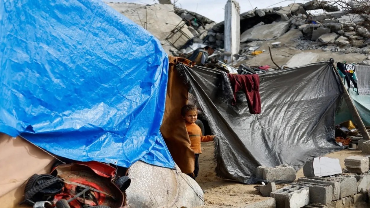 وفاة رضيع بردًا في دير البلح