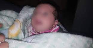 أب بقتل خمسة من أبنائه الرضع على مدى سنوات