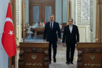 الوساطة التركية في اللحظة الحاسمة.. هل تنجح أنقرة في تهدئة التصعيد بين واشنطن وطهران؟